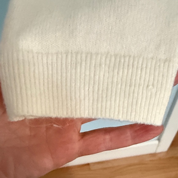 GAP CashSodt Cream Cardigan Sweater - Picture 6 of 11